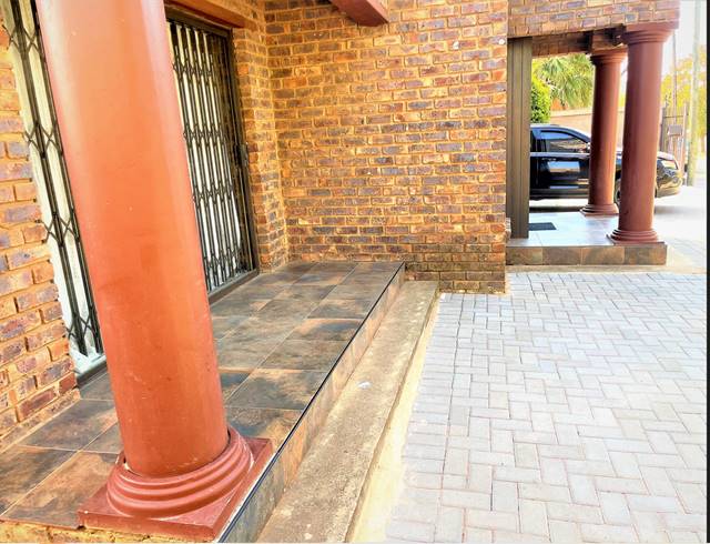 4 BEDROOM HOUSE SOLD IN SILVERTON